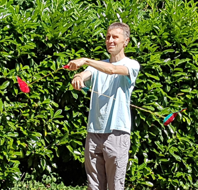 Stéphane jongle avec les kiwidos